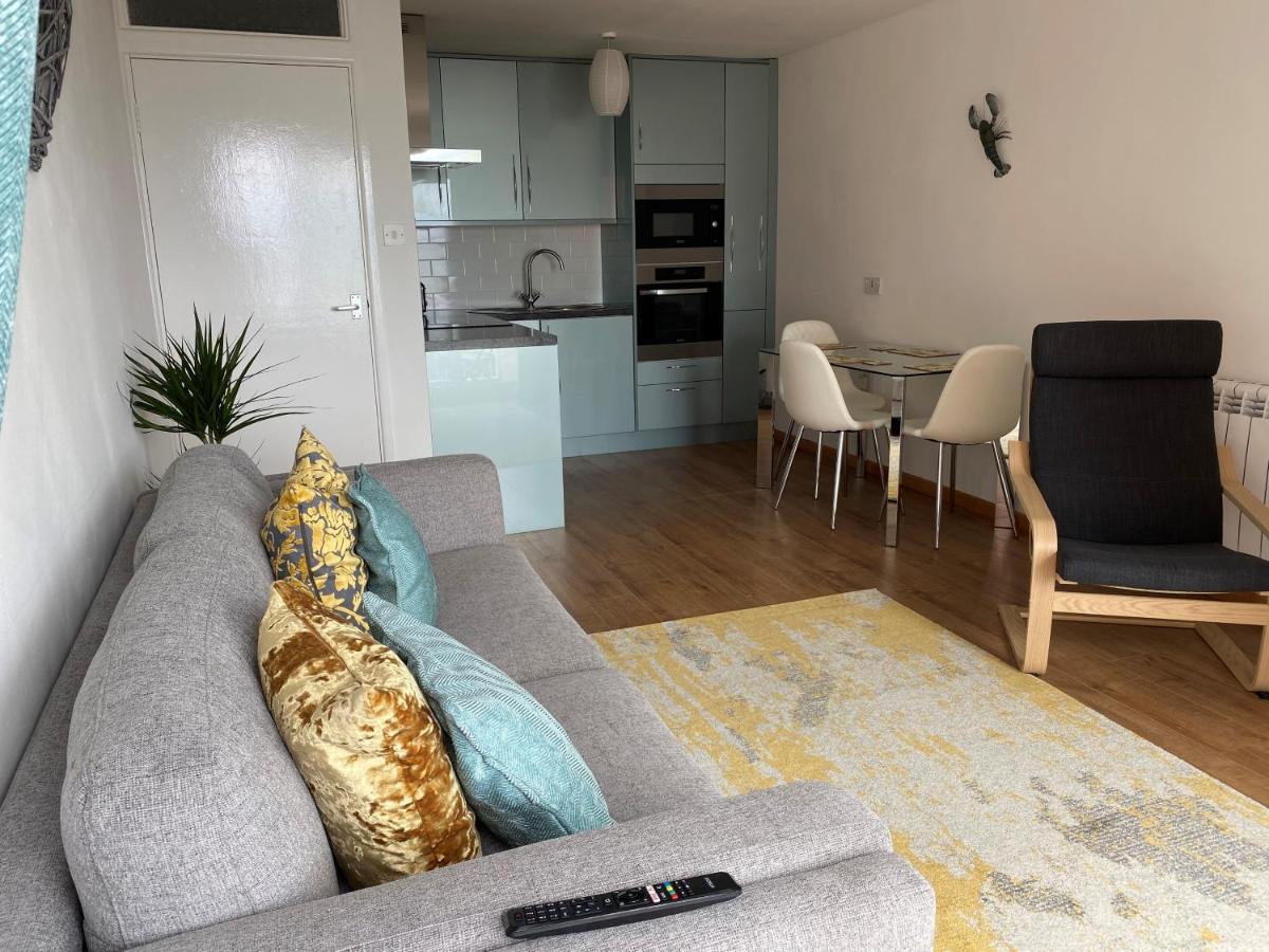 Vitamin Sea With A Sea View And Parking Lyme Regis Ngoại thất bức ảnh
